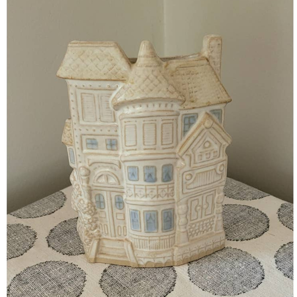 Counterpoint San Francisco Vintage Ceramic Townhouse Vase